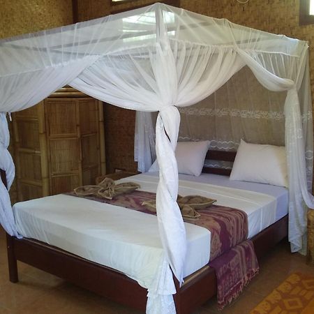 Kalinka Inn Gili Meno Exterior photo