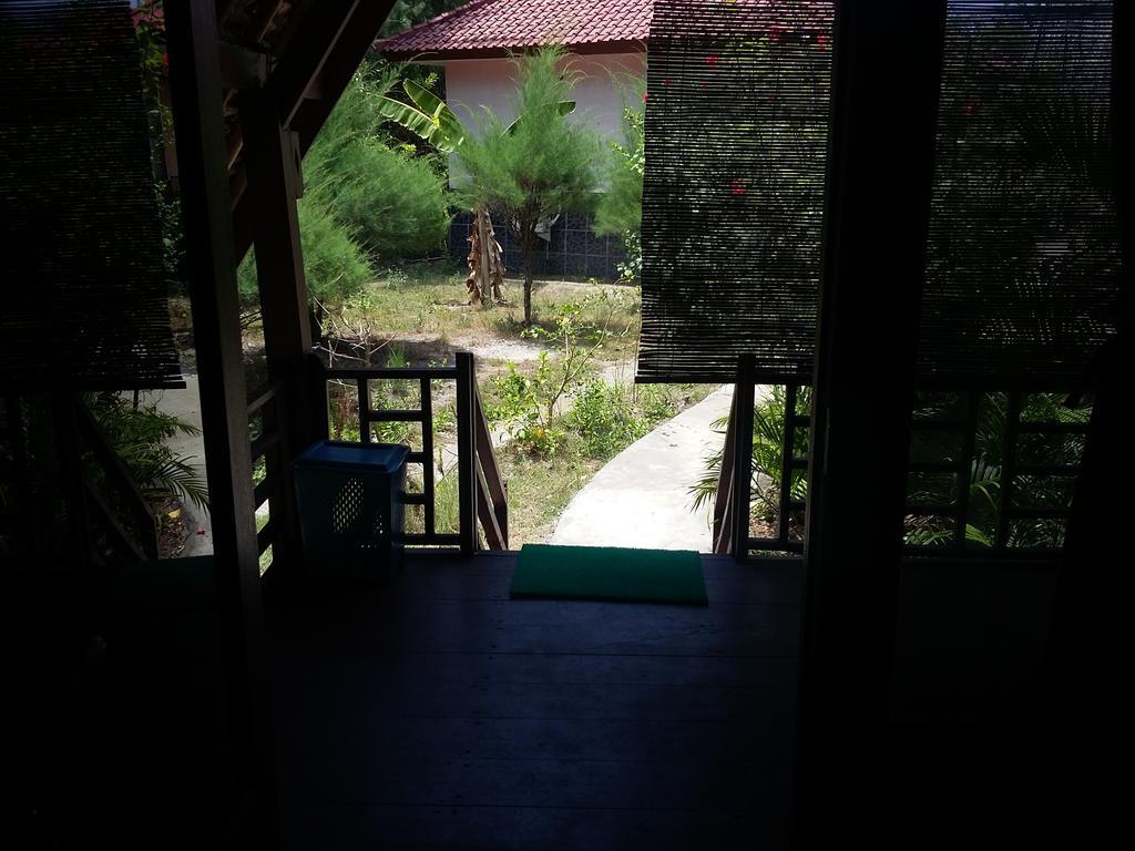 Kalinka Inn Gili Meno Exterior photo