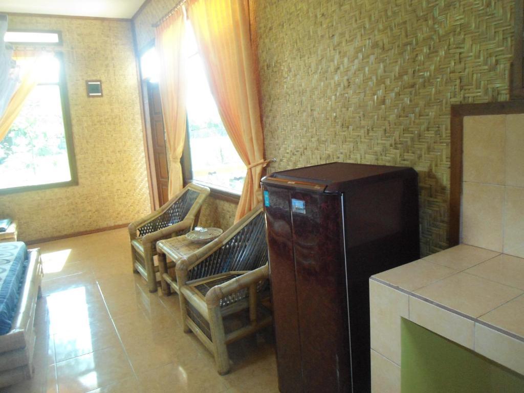 Kalinka Inn Gili Meno Exterior photo