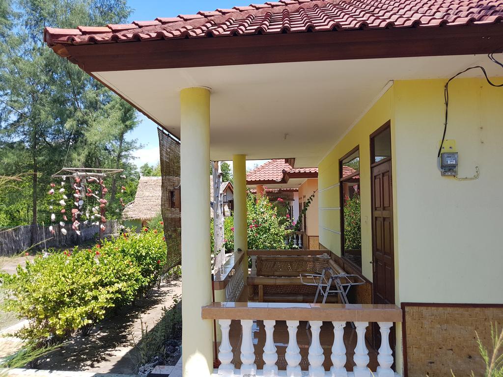 Kalinka Inn Gili Meno Exterior photo